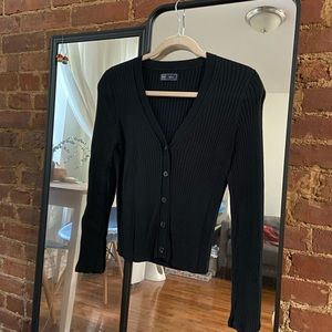 Gap cardigan shirt (small) black